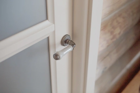 Ручка дверная UMBERTO MH-41-CLASSIC OMS/GR раздельная на круглой розетке, цвет старое матовое серебро/серый, ЦАМ